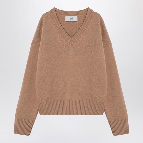 Elegant Beige Cashmere-Blend Pullover with Heart Embroidery Sweaters